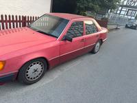 Mercedes Benz w 124 230e Hessen - Wehrheim Vorschau