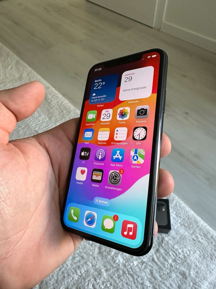 Apple iPhone 11 Pro Space Grey 256GB Anzeige lesen!!! in Hannover