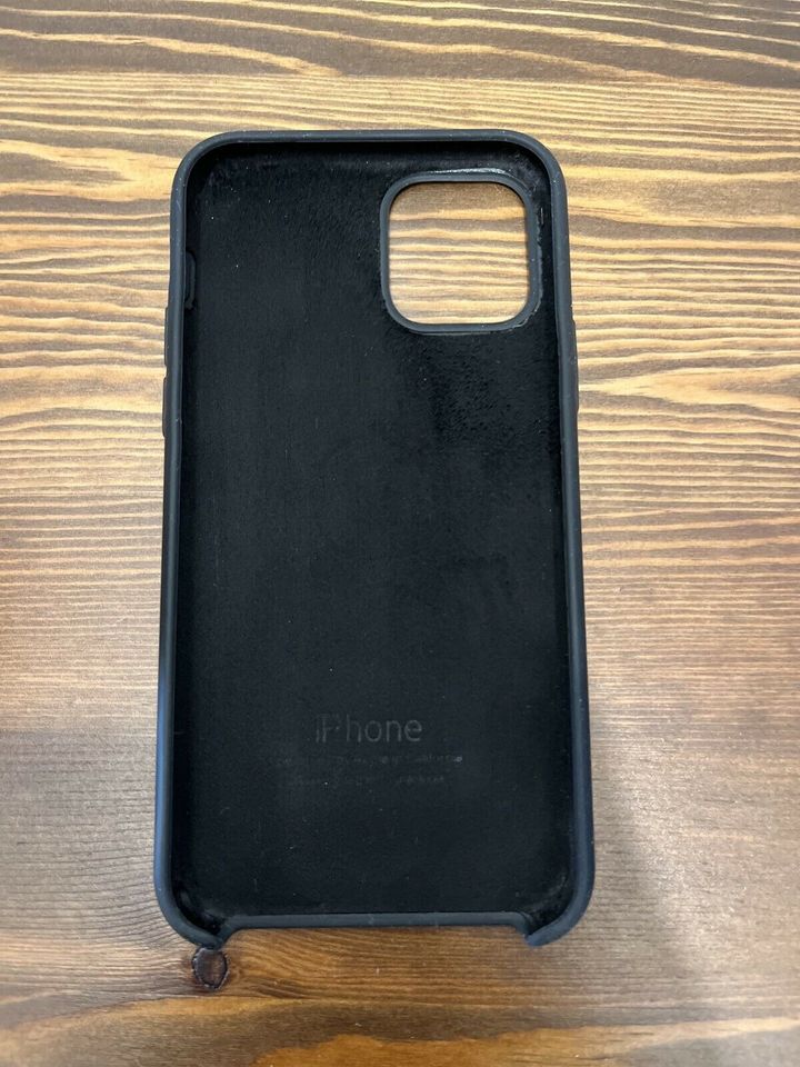 Apple IPhone 11 Pro Case Hülle schwarz in Wolfsburg