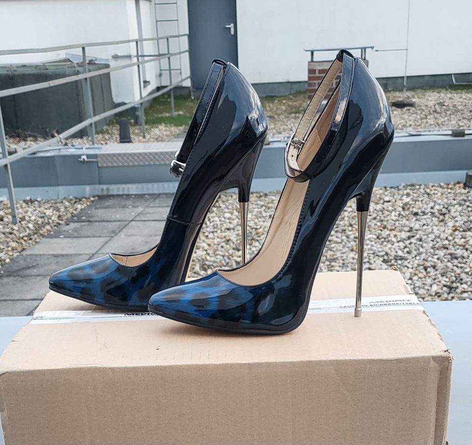16cm Stilettos High Heels Lack Blau Leopard Riemchen-Pumps EUR 42 in Berlin