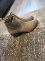 Marco Tozzi Stiefeletten in beige taupe 39 Nordrhein-Westfalen - Troisdorf Vorschau