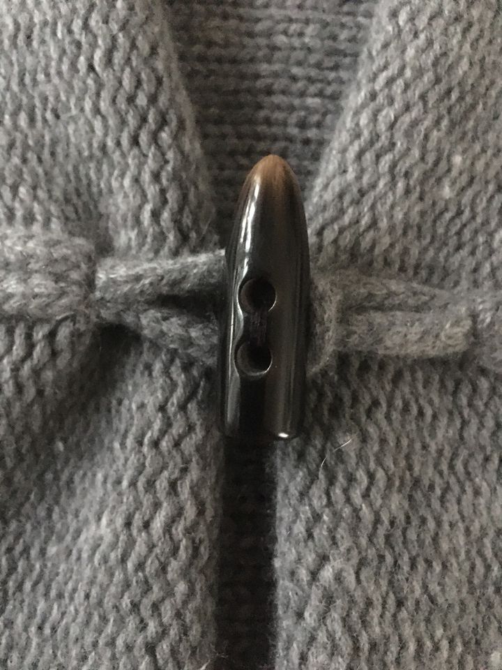 Cashmere Strickjacke M in Rüsselsheim