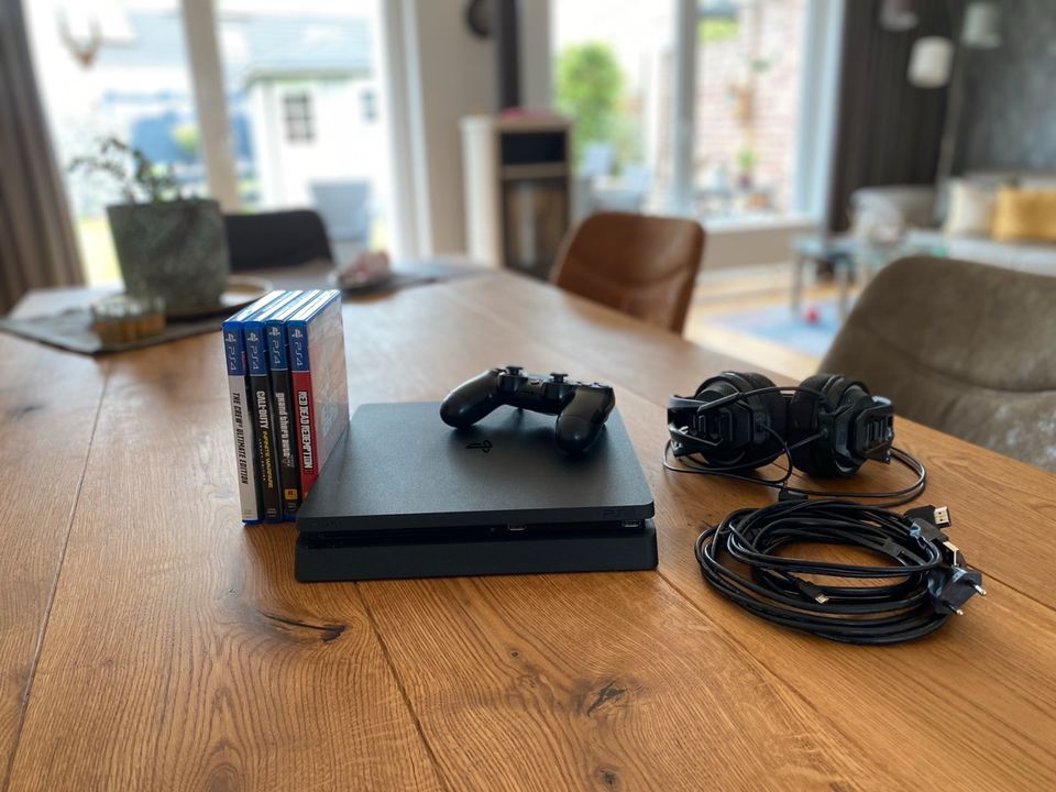 Ps4 Slim Set / Playstation 4, 500gb Speicherplatz in Viersen