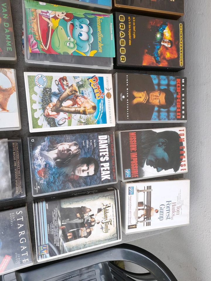 Über 80 VHS Filme/ Kasetten in Altena