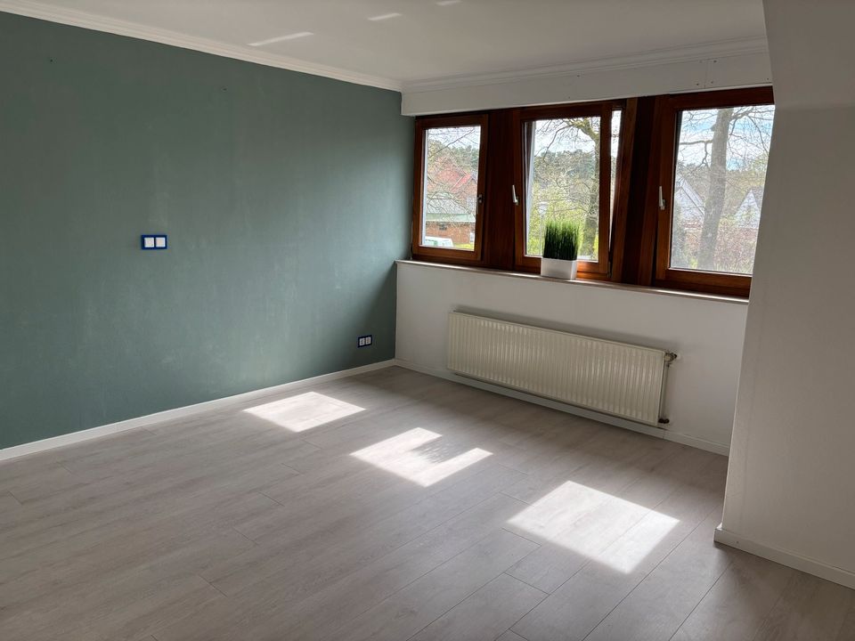 3 Zimmer Küche Bad -DG- mit Balkon in Hövelhof