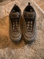 Nike Air Max 97 Damenschuhe - schwarz / weiß Hessen - Dietzhölztal Vorschau