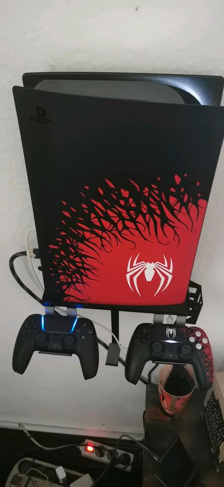 Playstation 5 Konsole Spider Man Edition Laufwerk 2 Controller in Bremen