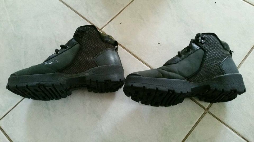 Wanderschuhe Outdoorschuhe Gr. 36 Gothic Punk in Neuberg