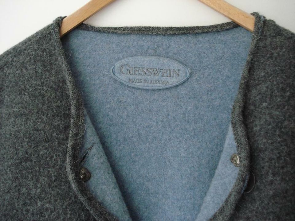 Trachten-Jacke von Giesswein, grau/hellblau in Gräfelfing