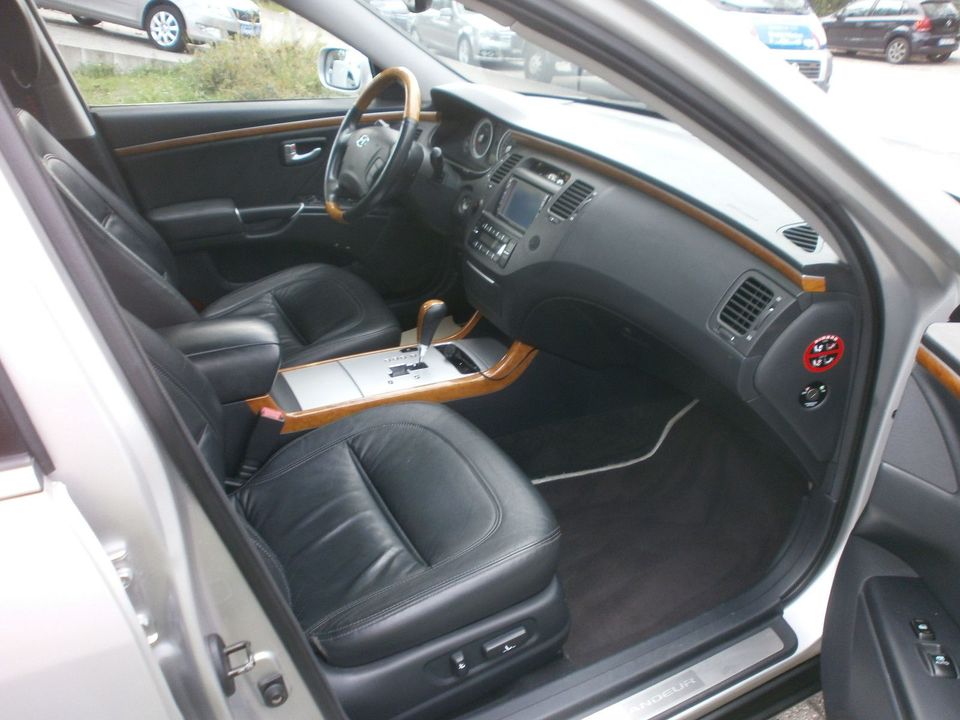Hyundai Grandeur 3.3 V6 in München