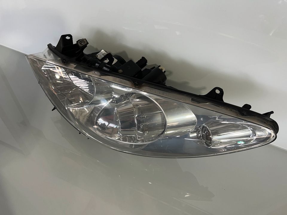 Scheinwerfer Peugeot 307 Facelift links 9681834880-00 Lampe in Wilnsdorf