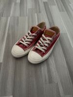 Converse All Star Chucks rot/weiß Größe 37 neuwertig Nordrhein-Westfalen - Dorsten Vorschau