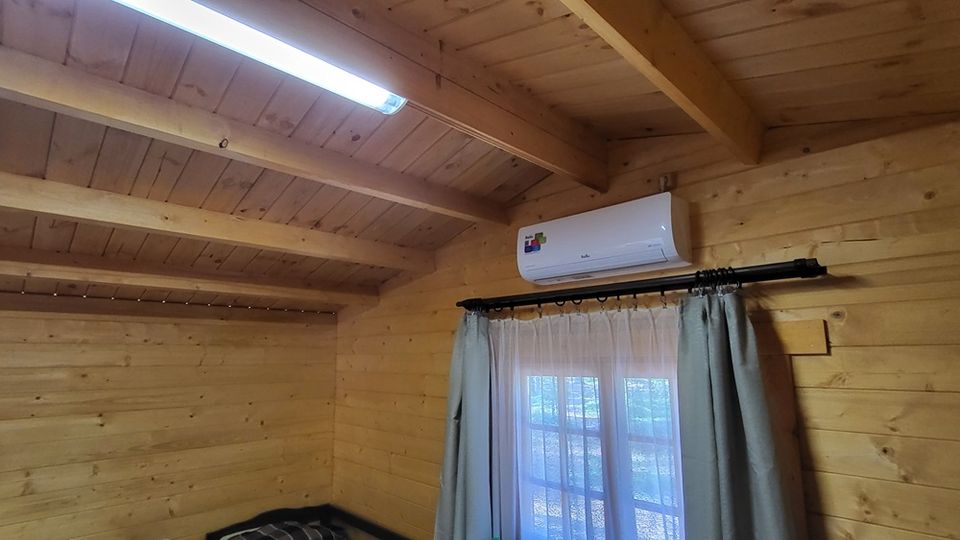 Vollständiger Bausatz: Ferienhaus 26 m² 70 mm Massivholzwand in Weidenbach