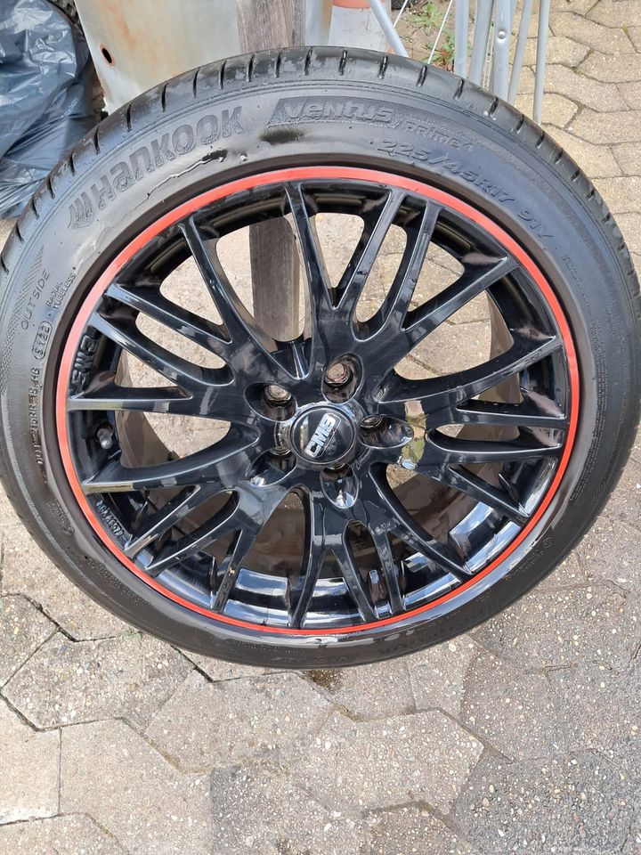 Neuwertige CMS Felge C8-BRed Alufelgen mit Hankook Ventus-Prime 4 in Saarbrücken