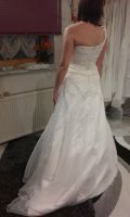 Brautkleid Hochzeitskleid Gr.40/42 mit Spitzenjäckchen + Schleier Bayern - Mindelheim Vorschau