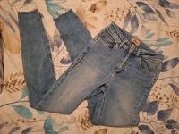 Only highwaist stretch Jeans ripped gr 32 Niedersachsen - Worpswede Vorschau