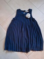 Kleid festlich Sommer dunkelblau Gr 122 H&M Niedersachsen - Sittensen Vorschau