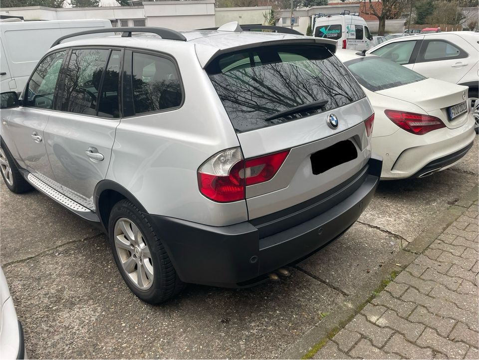 BMW X3 3.0D e83 Euro 3 Xenon Panorama - Tausch möglich in Frankfurt am Main