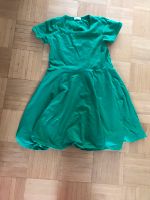 Kleid Mädchen 146 152 grün Kleidchen A Linie Nordrhein-Westfalen - Erkrath Vorschau