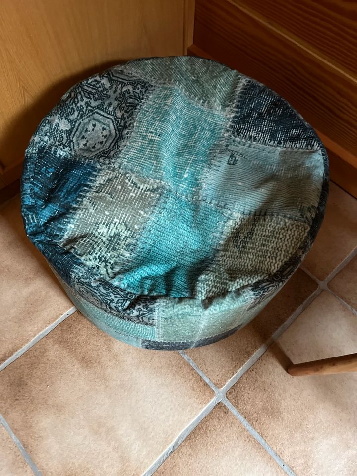 Sitzsack ca 40 cm Durchmesser, türkis, pouf in Arnsberg