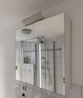 Badezimmer Spiegelschrank mit Licht Hessen - Neu-Anspach Vorschau