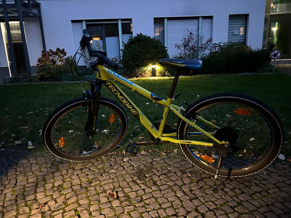 Kinderfahrrad, Jungen in Berlin