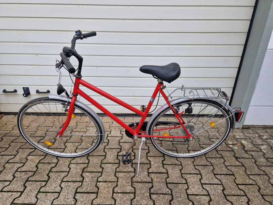 Damenfahrrad 26" in rot in Mönchengladbach