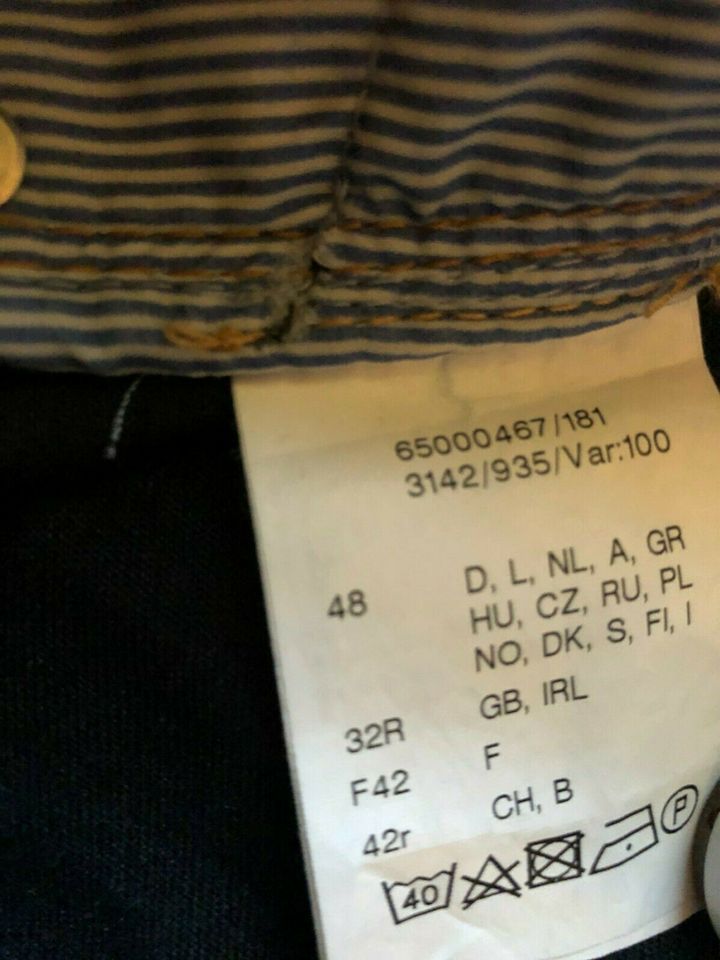 Jeans, Marke Brühl, Größe 48, dunkelblau, neu, ungetragen in Gerolsbach