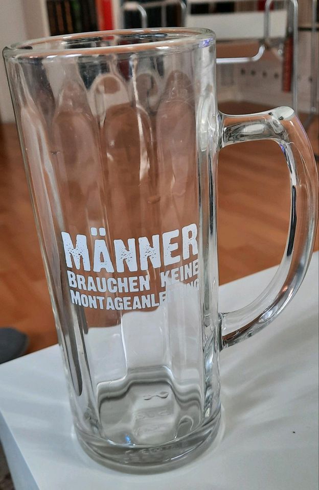 Bierglas 0,3 Männer brauchen keine Montageanleitung Geschenk-Idee in Hamburg