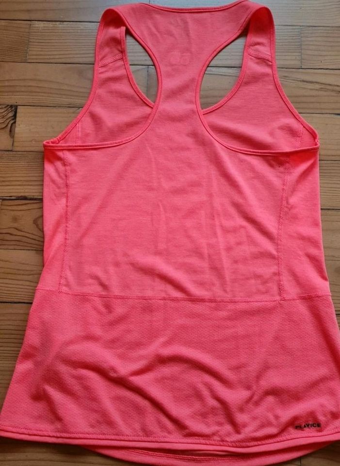 Sporttop Reebok Activedry koralle /lachsfarben in Saarlouis