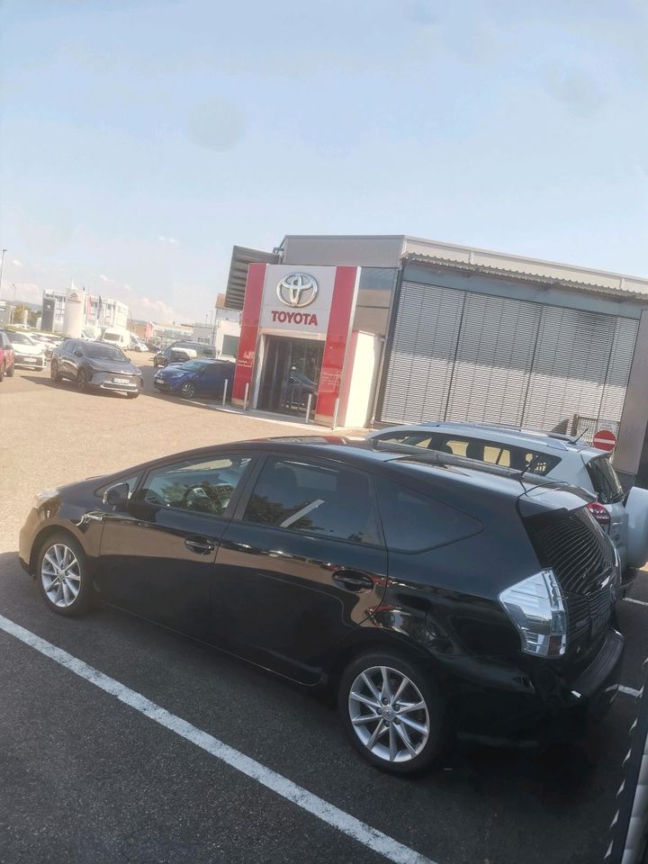 Toyota Prius + in Rottweil