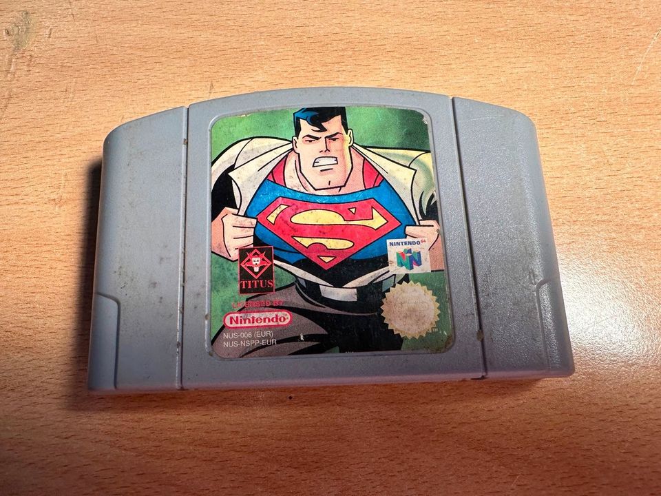 Nintendo 64 Superman in Norderstedt