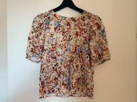 VILA Bluse Blumenmuster Größe 34 Bayern - Bayreuth Vorschau
