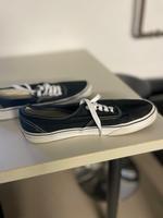 VANS Schuhe Damen Größe 39 schwarz Hessen - Kassel Vorschau