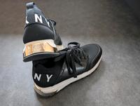 Sneaker von DKNY in schwarz gold Gr. 38 Brandenburg - Werder (Havel) Vorschau