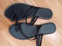 Sandalen schwarz Riemen 40/41 neu Nordrhein-Westfalen - Rösrath Vorschau