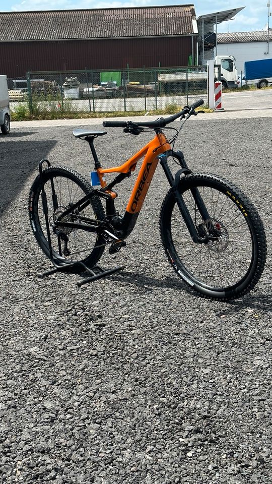 Neues Orbea Rise H30 2022 Größe L Leo Orange-Black UVP:5.299€ in Weinsheim (Kr Bad Kreuznach)