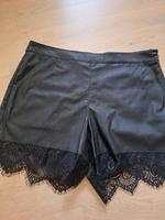 Shorts Lederimitat mit Spitze Niedersachsen - Visbek Vorschau