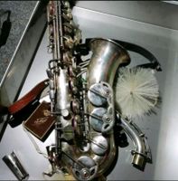 Saxophon mit viel Zubehör Schleswig-Holstein - Kisdorf Vorschau