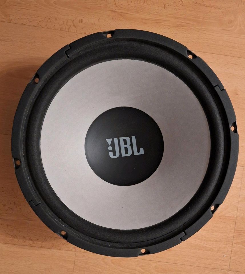 12" Automotive Subwoofer JBL in Wuppertal