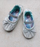 Frozen Disney H&M Ballerinas Ballettschuhe Hausschuhe 24/25 Nordrhein-Westfalen - Recklinghausen Vorschau