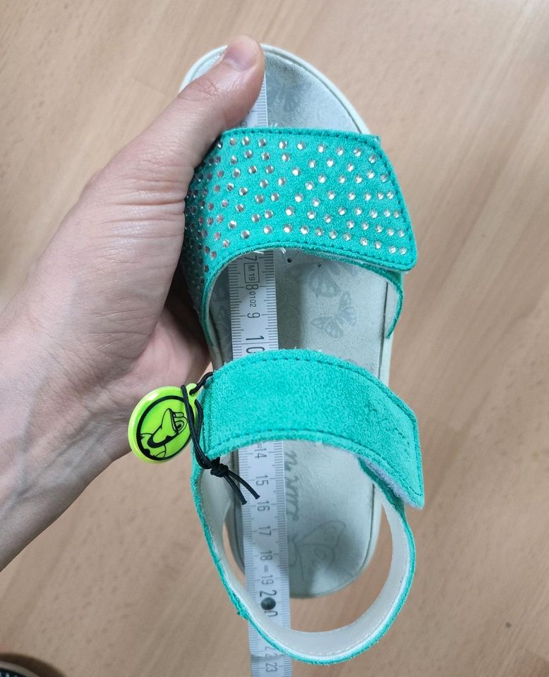 NEU Lurchi Mädchen Sandalen Größe 32 in Solingen