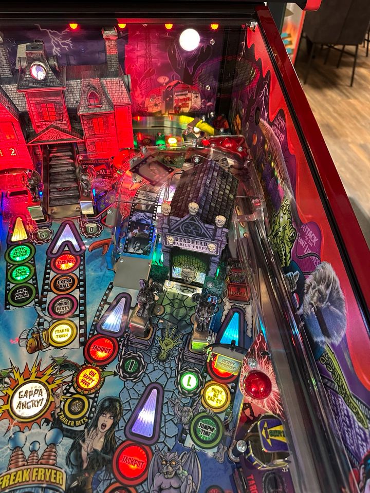 Flipper - Pinball Stern Elvira House Of Horrors Limited Edition in Gronau (Westfalen)