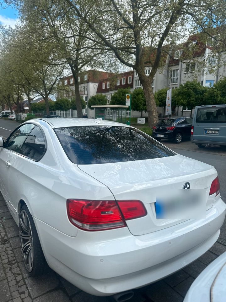 BMW e92 320i in Hamm