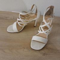 Esprit Pumps Gr. 36 / Riemchen-Sandalen Bayern - Tiefenbach Kr Passau Vorschau