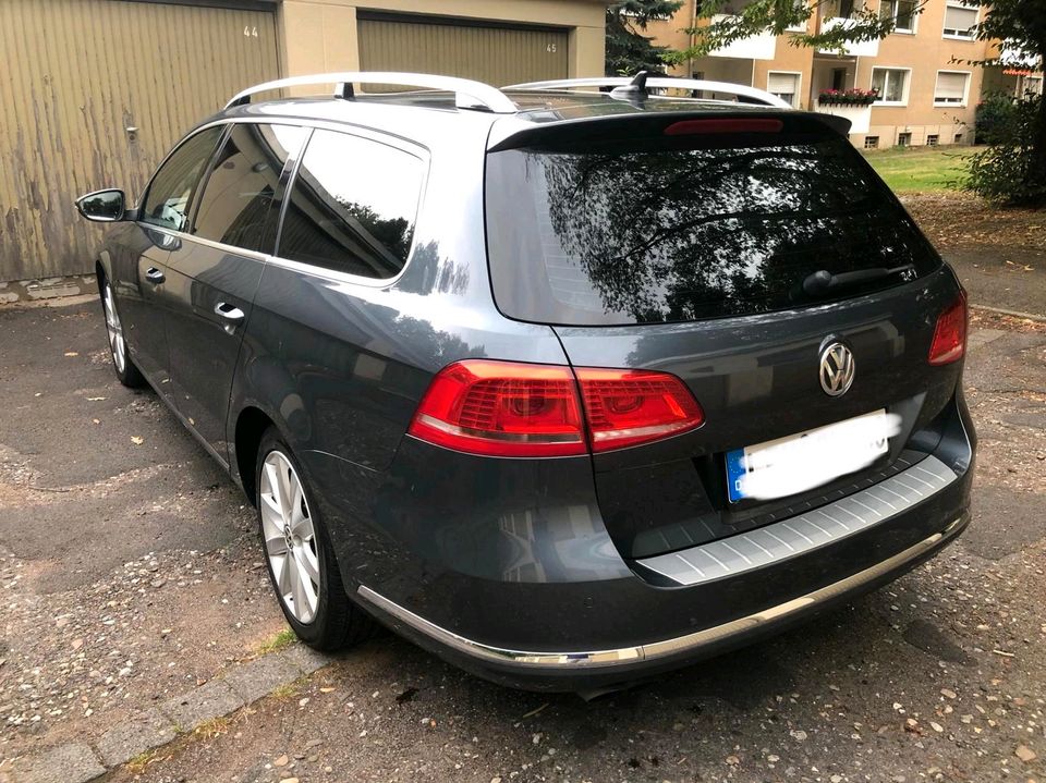 Volkswagen Passat B7 2.0tdi in Leverkusen