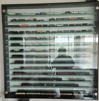 Hochwertige Sammlervitrine Holz/Glas - vom Schreiner gefertigt Niedersachsen - Stelle Vorschau