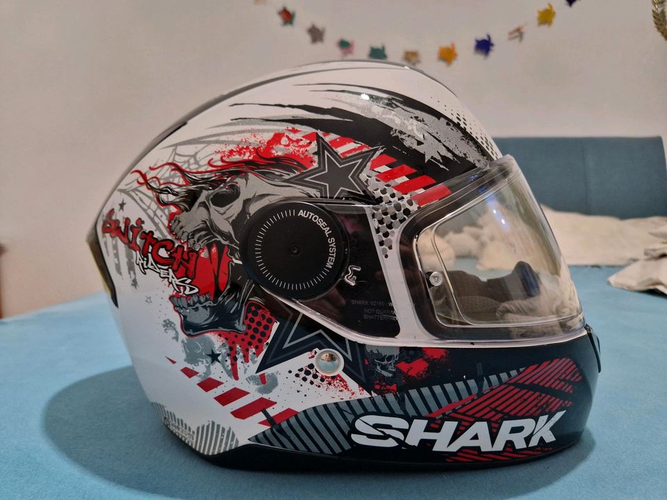 Motorrad Helm Shark SKWAL neuwertig Gr. S in Dresden