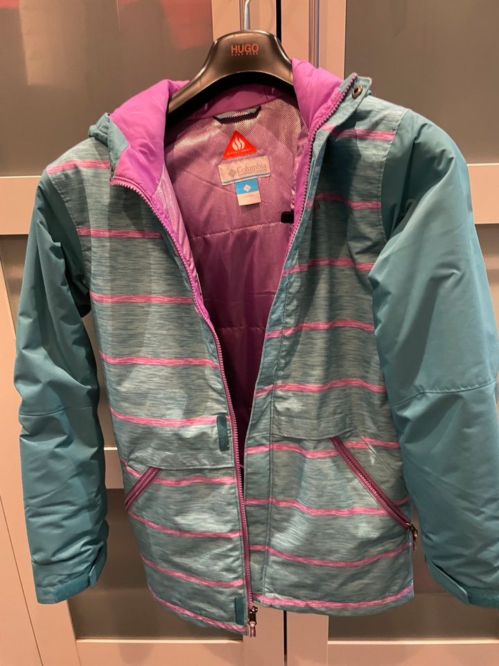 Neue Winterjacke von Columbia in Altdorf