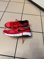 Herren Nike  Air  Max Sportschuh  Größe 44 in  Rot - wie NEU! Nordrhein-Westfalen - Mülheim (Ruhr) Vorschau